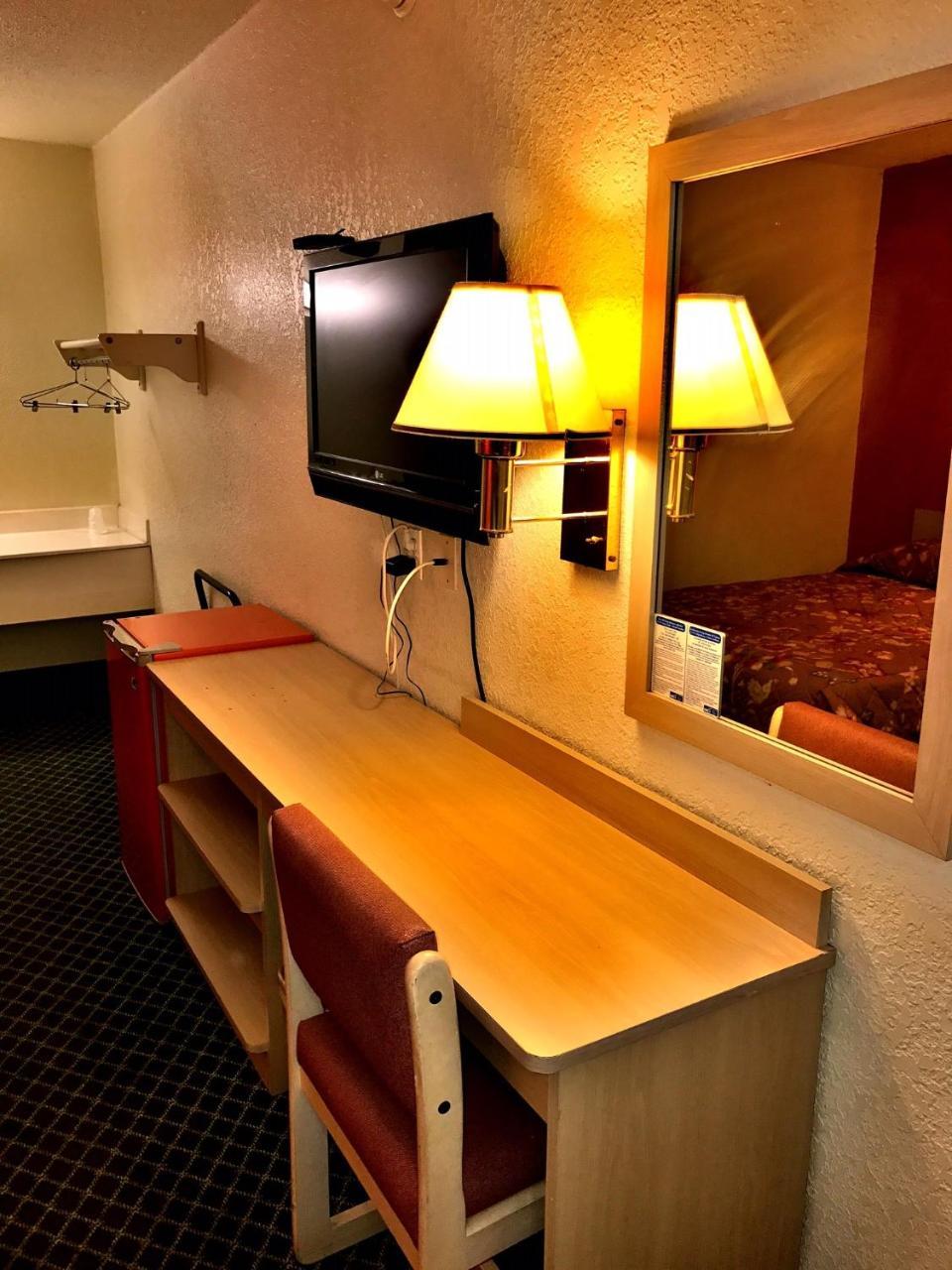 Qc Stay Inn โมลีน ภายนอก รูปภาพ